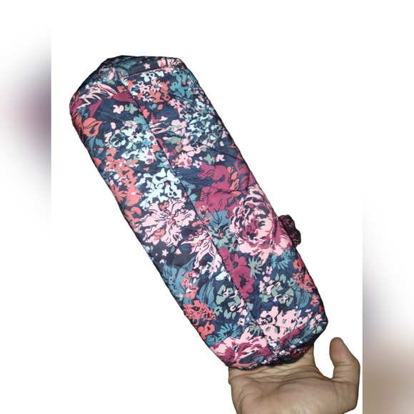 Vera Bradley Cabbage Rose Cabernet Vera Tote - Picture 3 of 8